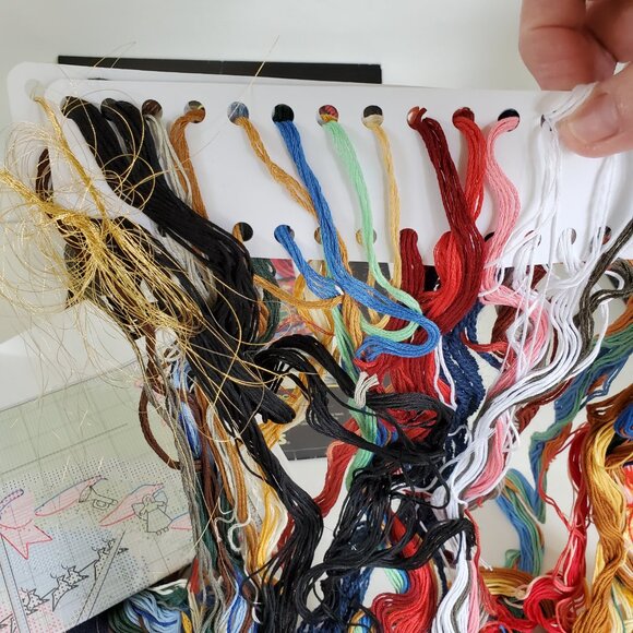 DIMENSIONS GOLD COLLECTION Cross Stitch Stocking Kit Must Be St Nick STARTED - Picture 4 of 8